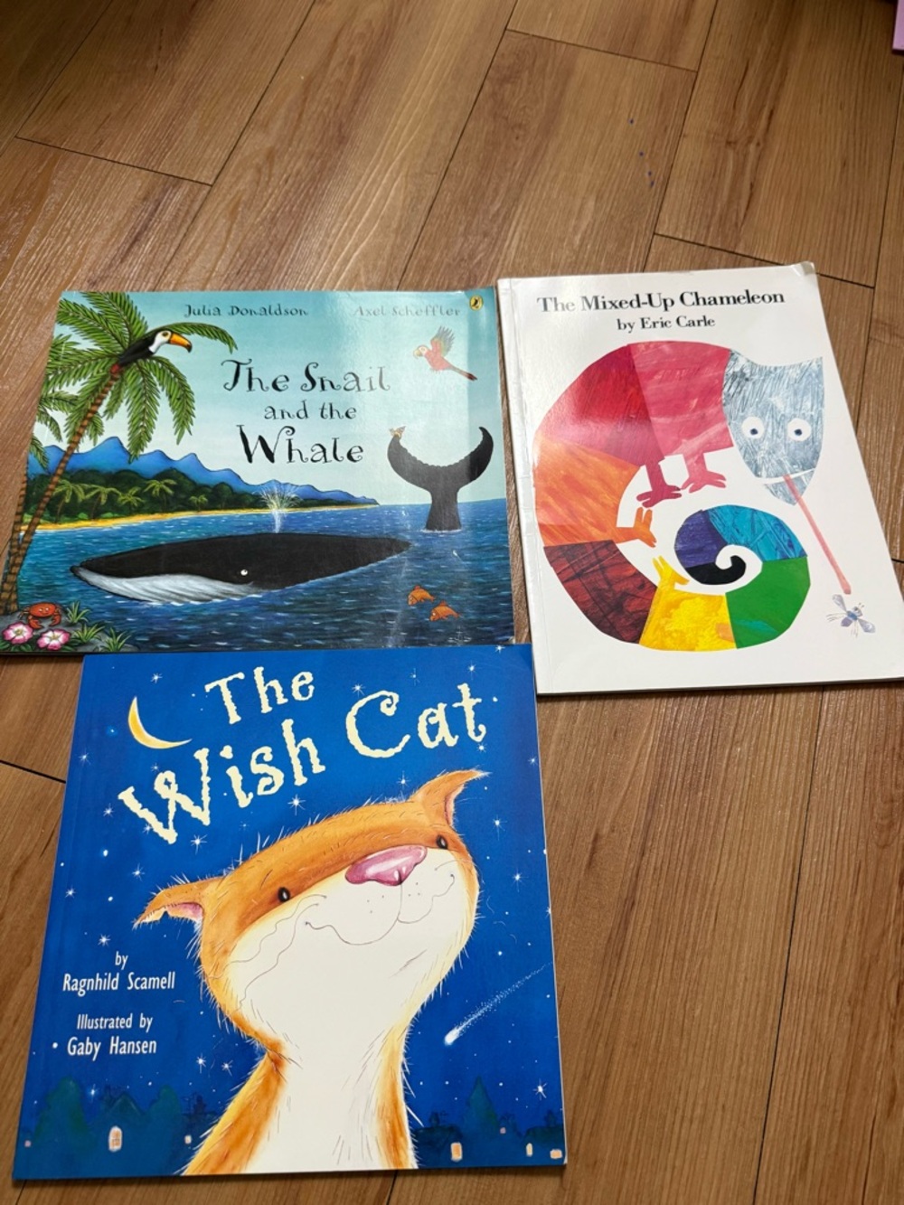 Paperback book lot